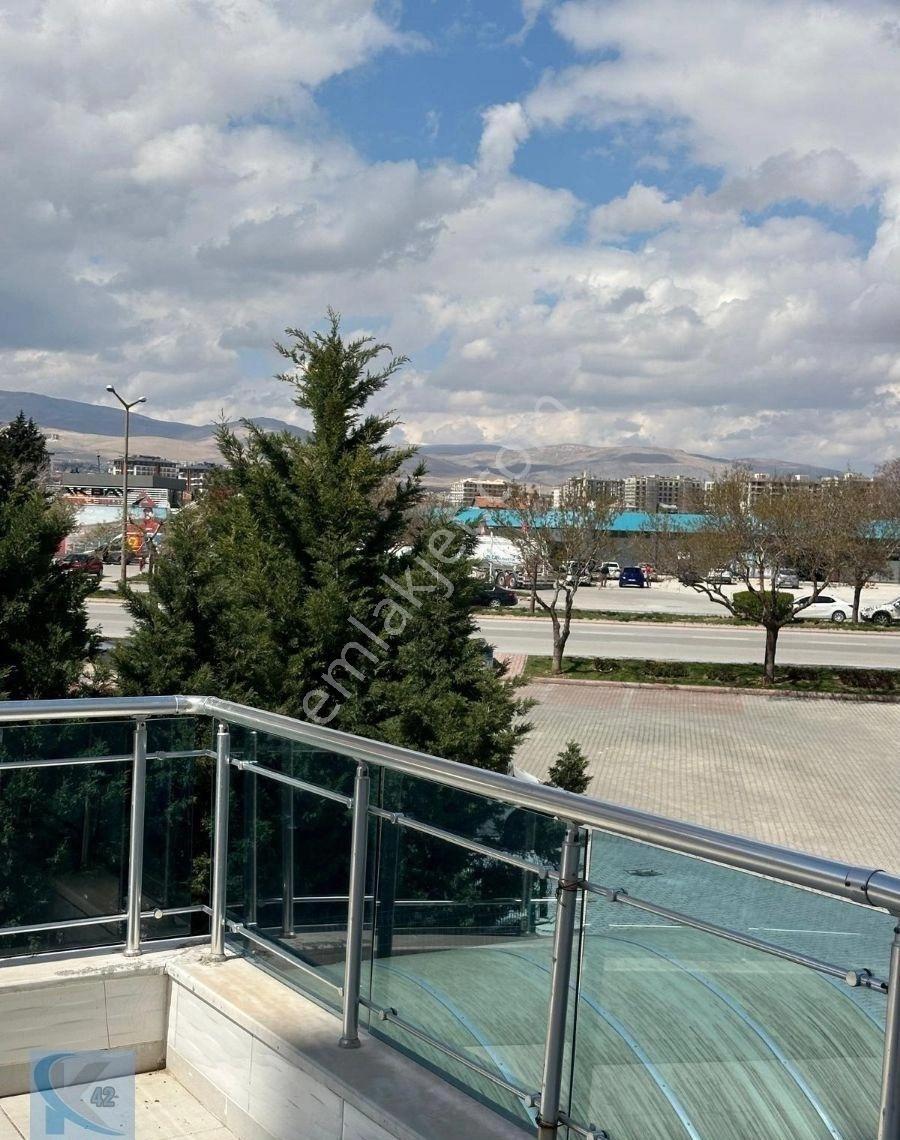 Kule 42 Emlak'tan Büyük Teraslı Daire İsteyene 3+1 Zigana Sitesi - Görsel 16