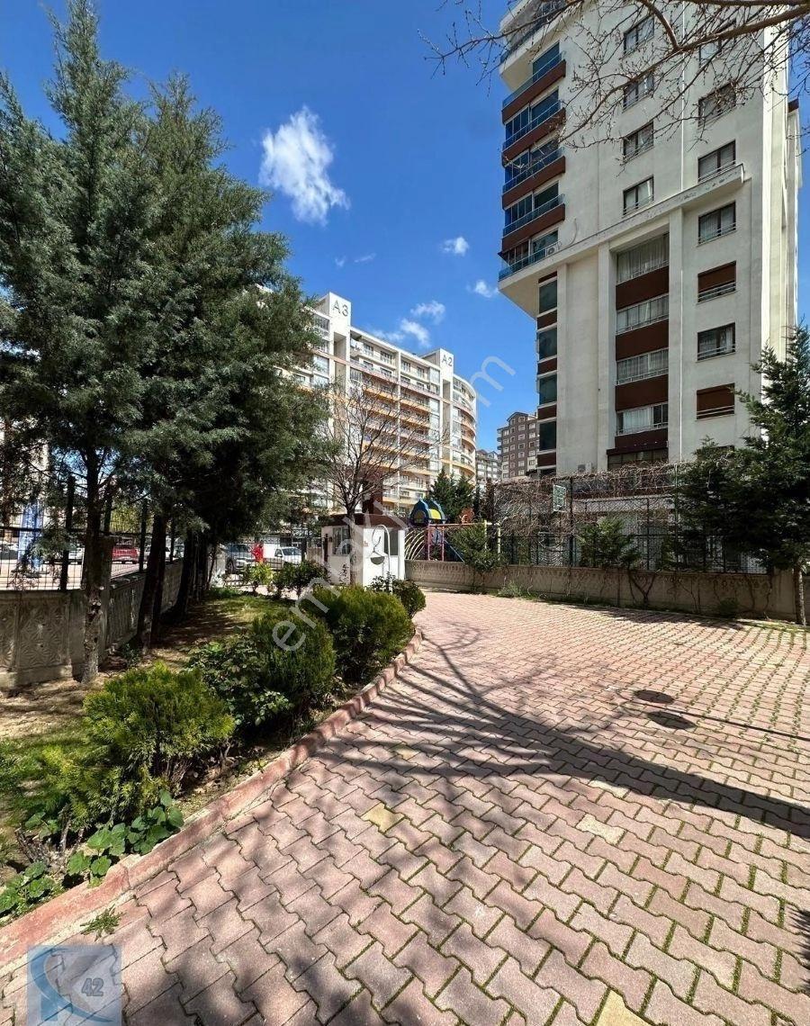 Kule 42 Emlak'tan Büyük Teraslı Daire İsteyene 3+1 Zigana Sitesi