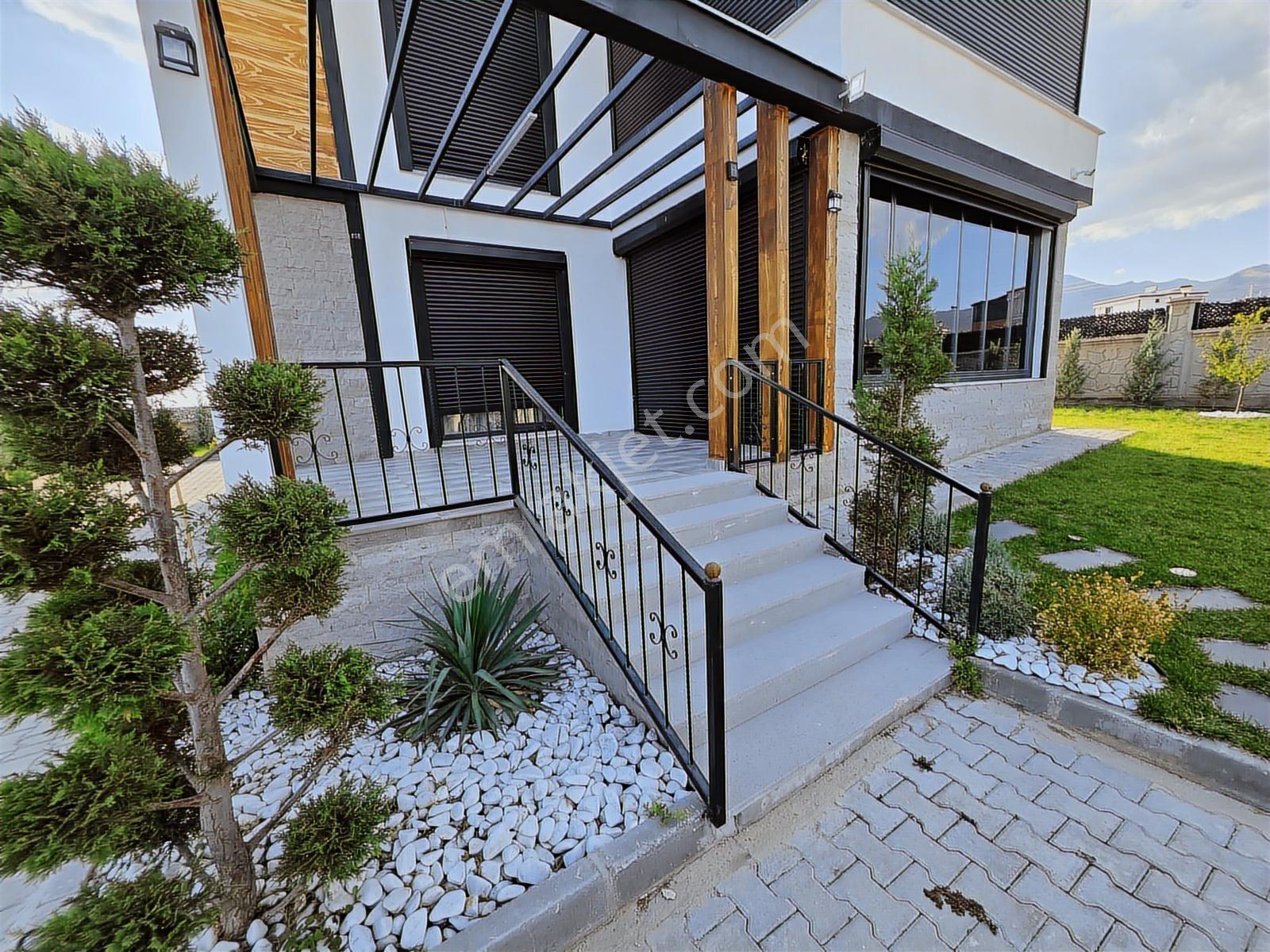 Koyunluda 600 M2 Arsa İçerisinde 300 M2 , Ultra Lüks Dubleks - Görsel 33