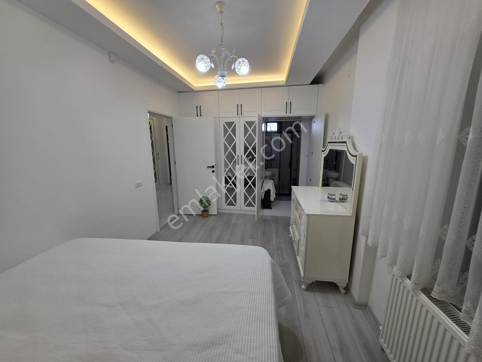 Koyunluda 600 M2 Arsa İçerisinde 300 M2 , Ultra Lüks Dubleks - Görsel 10
