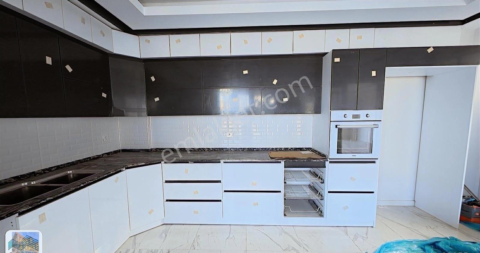 Karasu'da Satılık Havuz Keyfi Ve Deniz Manzaralı Müstakil Villa! - Görsel 25