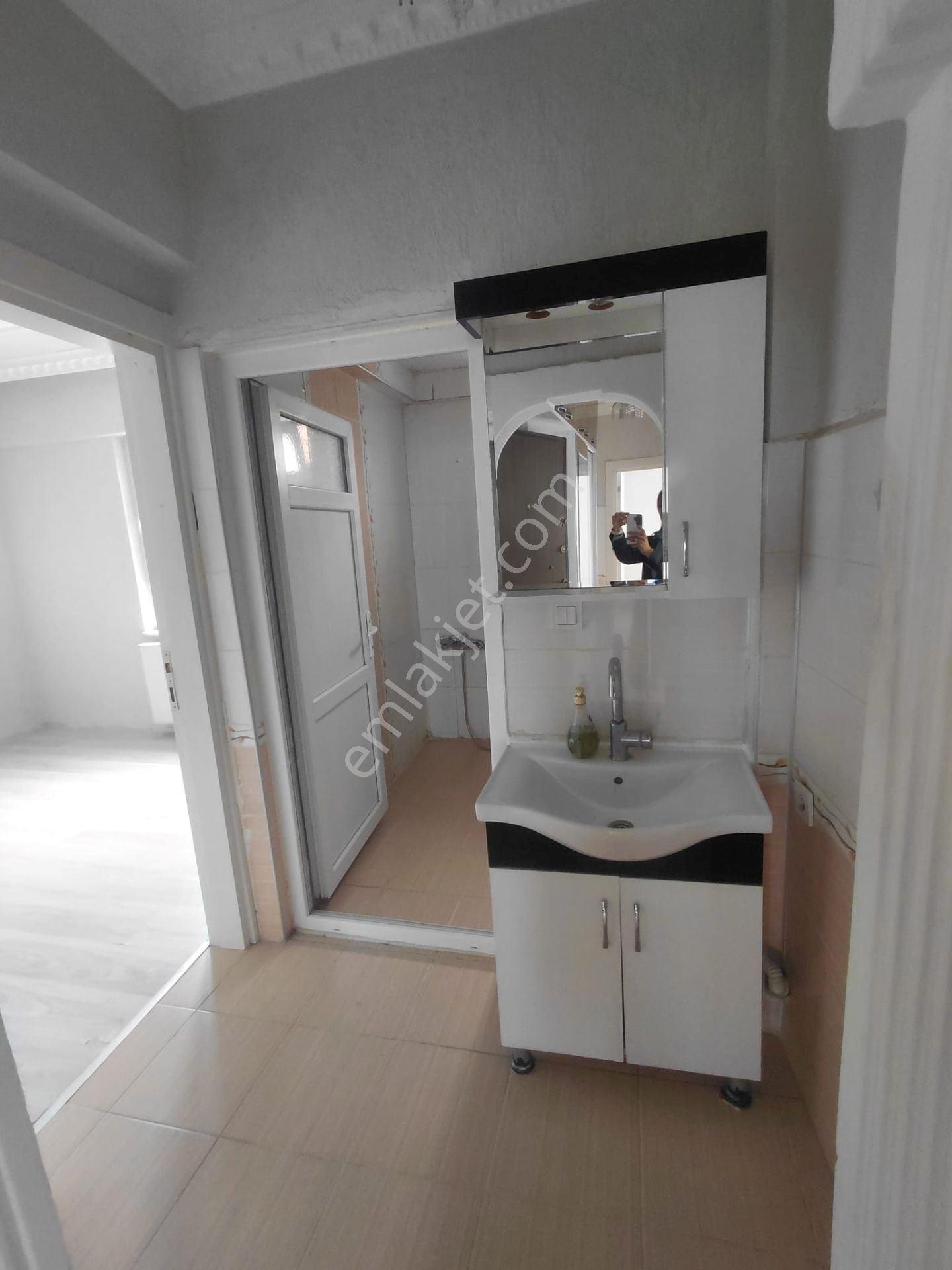 Isparta Merkez Zafer Mahallesinde Kiralık Bakımlı Daire - Görsel 13