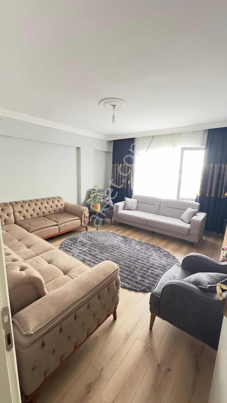 Selçuk Çarşıda Satılık 150m2 2+1 Daire