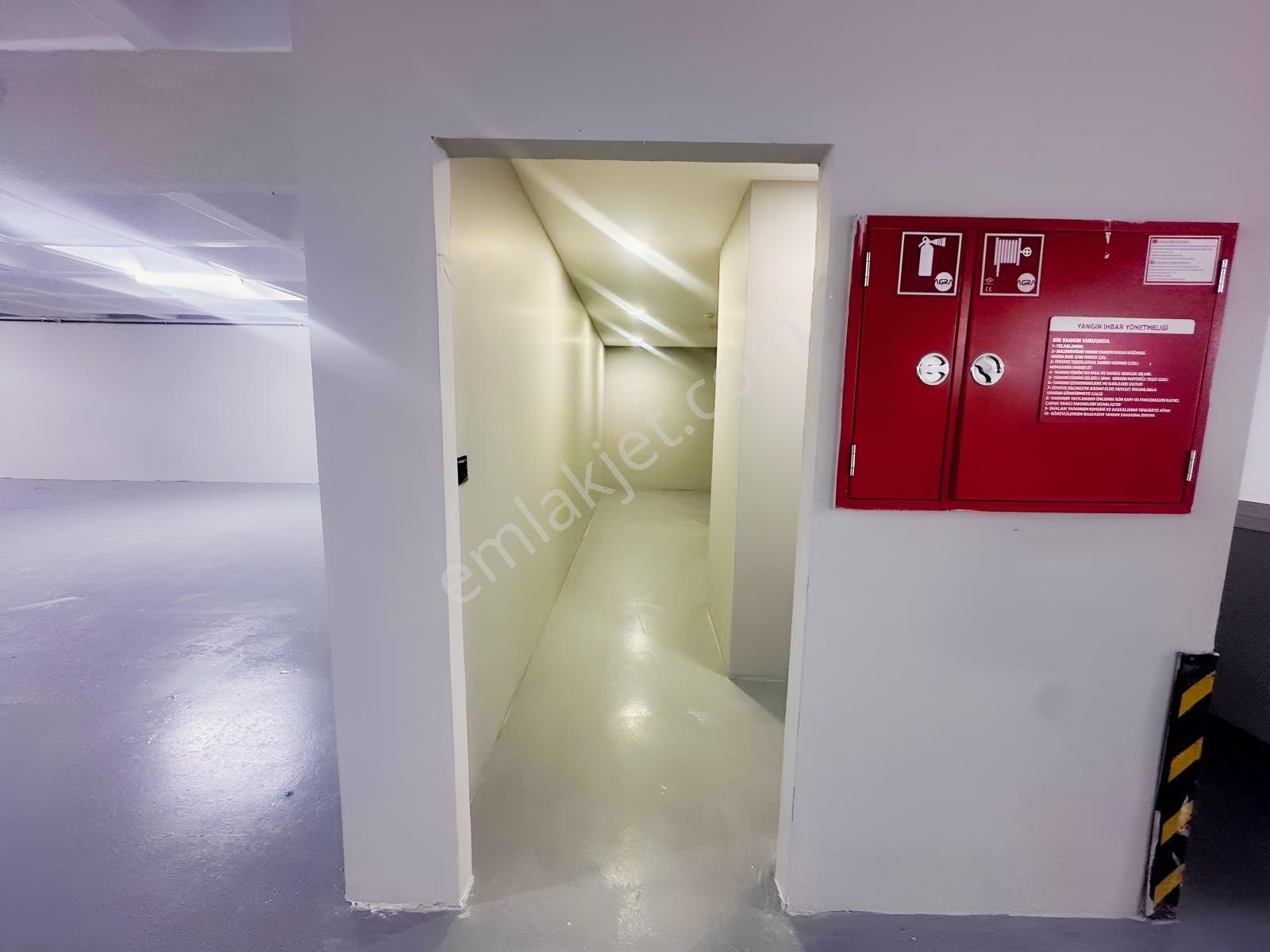 Akçaburgaz'da Kiralık Fabrika Katı - Görsel 10