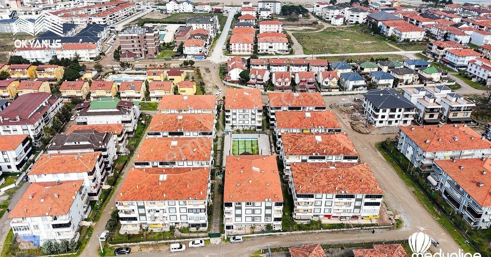Karasu'da Emsalsiz Havuzlu Sitede Ara Kat Denize 200 Metre - Görsel 18