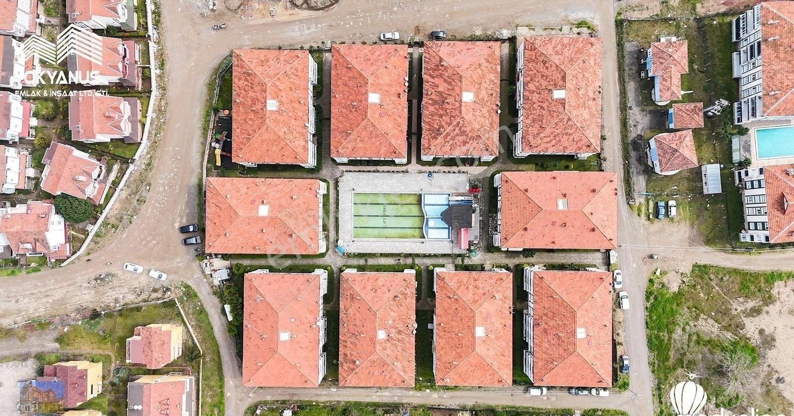 Karasu'da Emsalsiz Havuzlu Güvenlikli Ara Kat Denize 200 Metre.. - Görsel 18