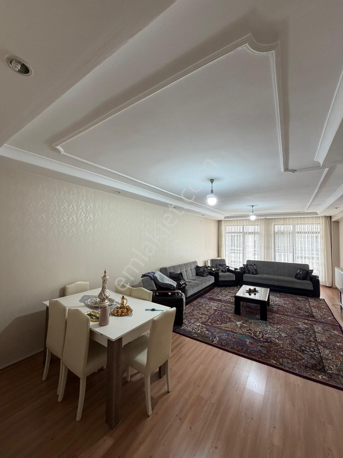 Merkezi Konumda Satılık 4+1 Daire