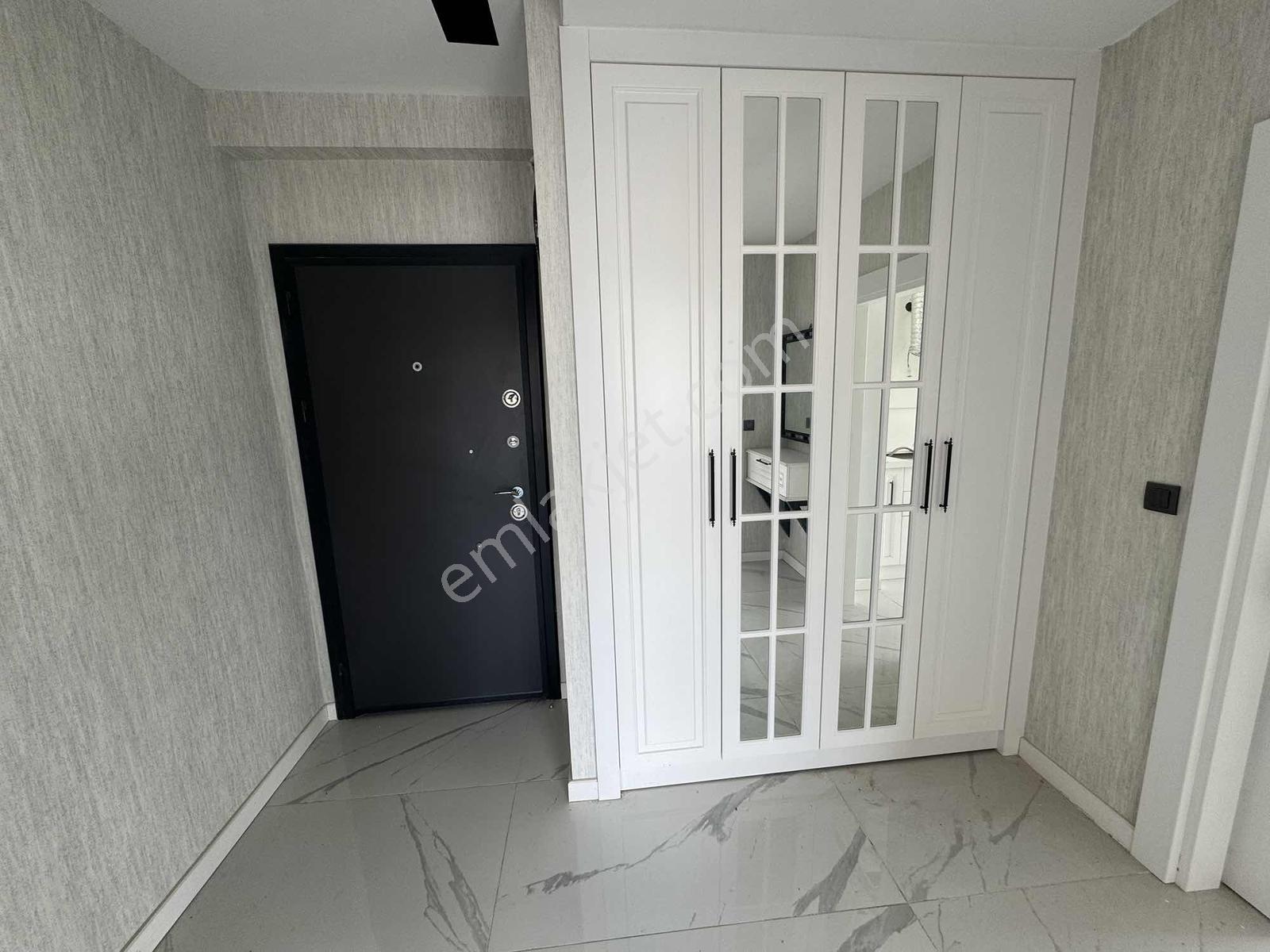 Sağlam Emlaktan Uydukent Selçukluda Satılık Lüks4+1 Daire - Görsel 8