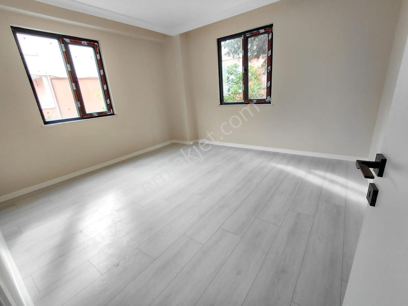 Kapalı Otopark Üstü // 2+1 Bahçe Katı // Sıfır