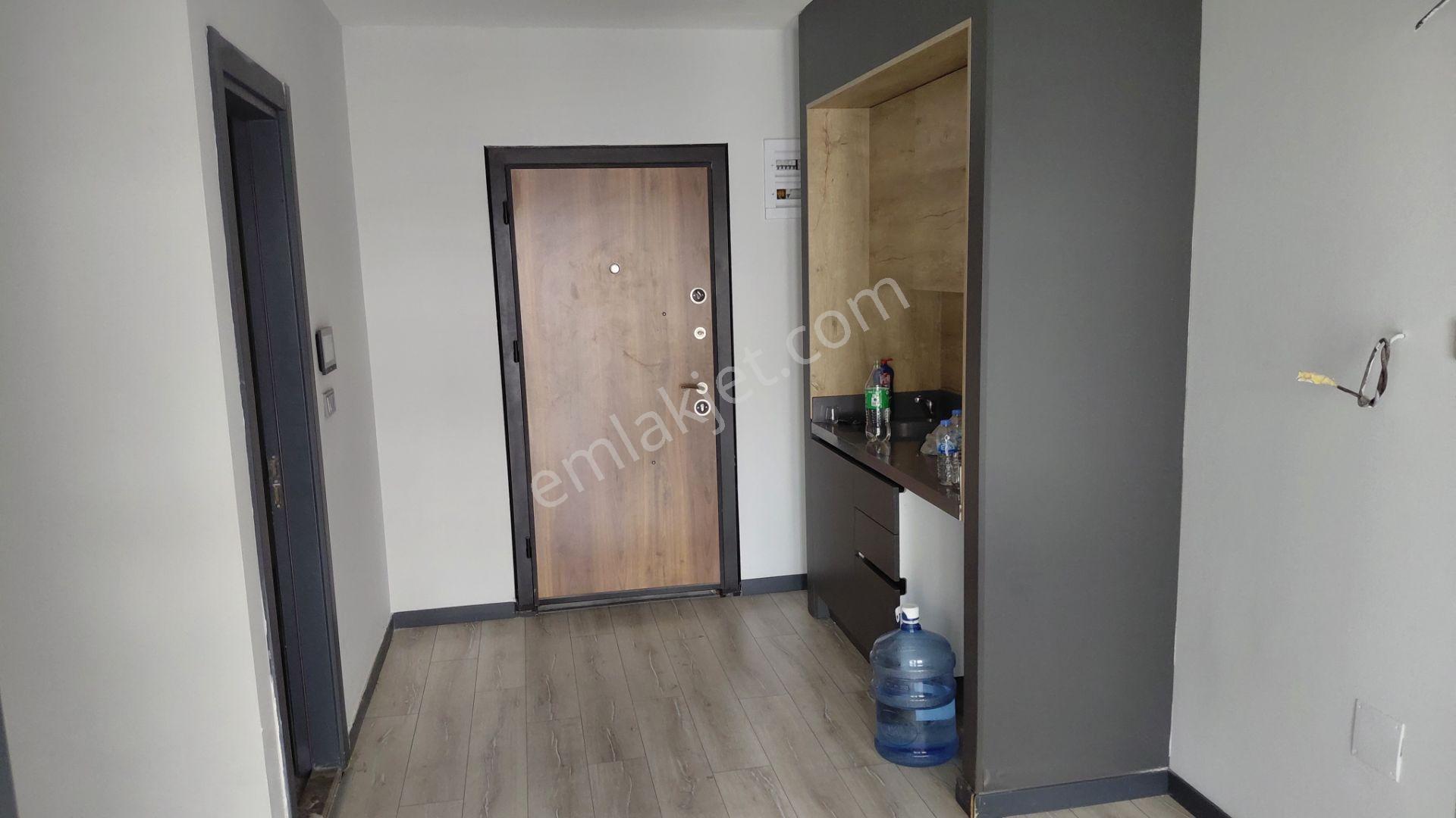 Kuşadası Öztaş Plazada Kiralık Ofis,işyeri - Görsel 6