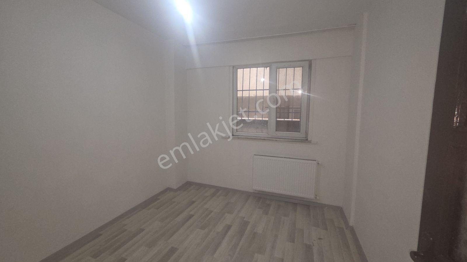 Mehmet Akif Mahallesi 6 Katlı Bina Bahce Katı 2+1 Satılık 12 His - Görsel 13