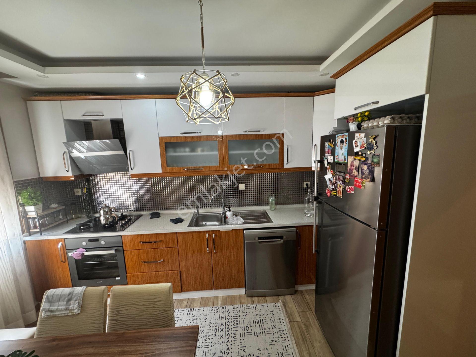 Turgutlu Altay Mahallesi’nde 3+1 140 M2 Lüks Satılık Daire - Görsel 4