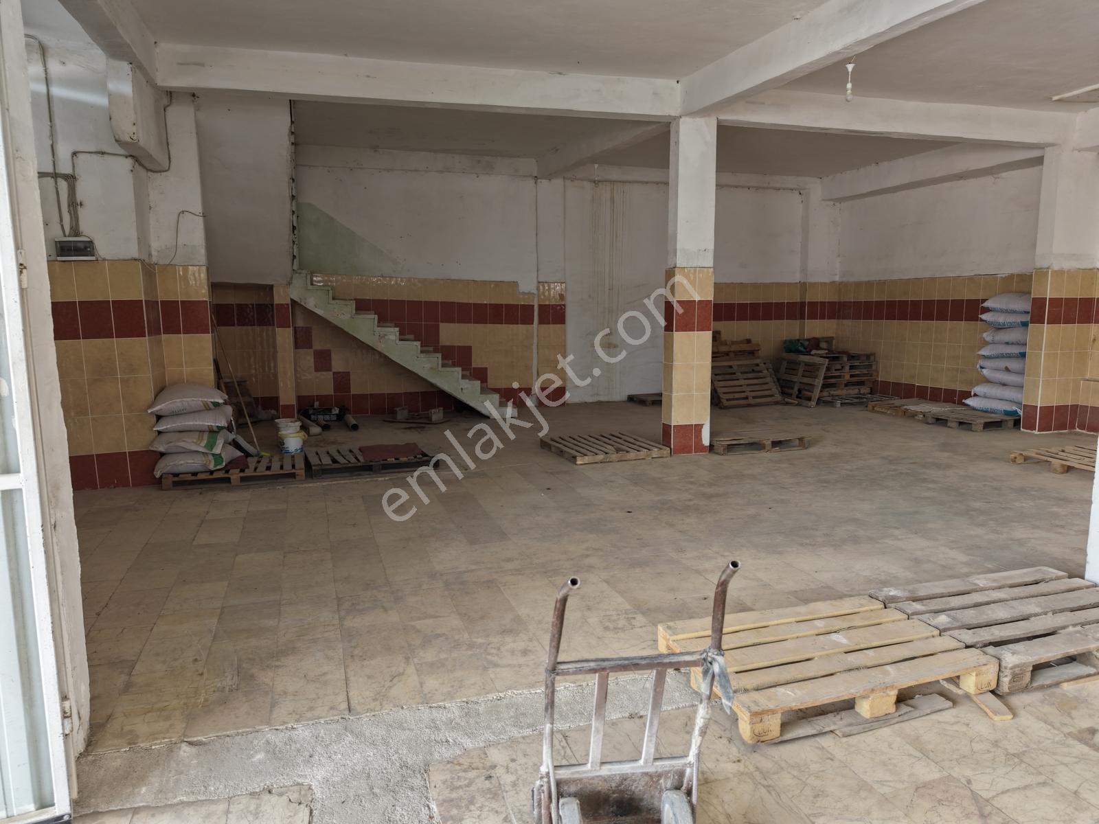 Bafra Vıp Gym.den Mardar Mah.de 1.031m2 Tarla Ve Depolu İşyeri - Görsel 8