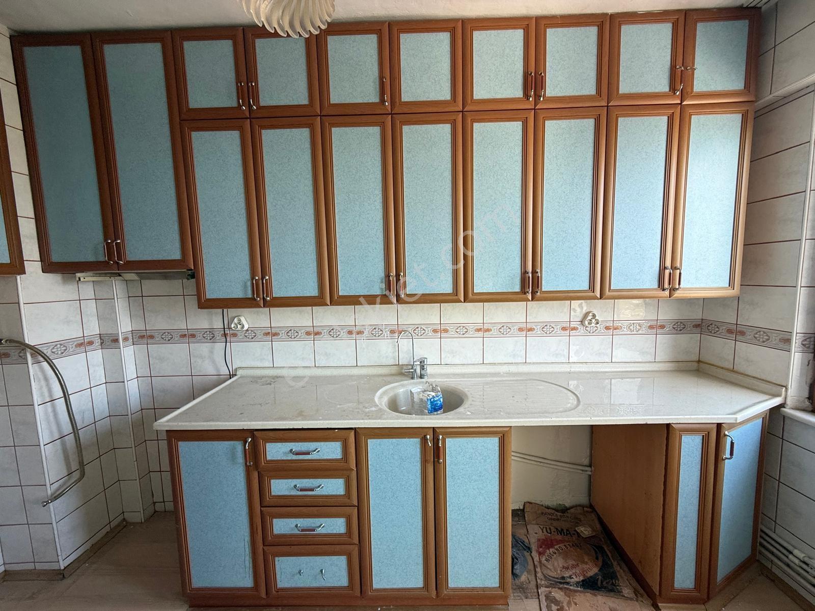 Çamlıcadan Anayolun Hemen Üzerinde Muhteşem Knmda Kiralık Daire - Görsel 9