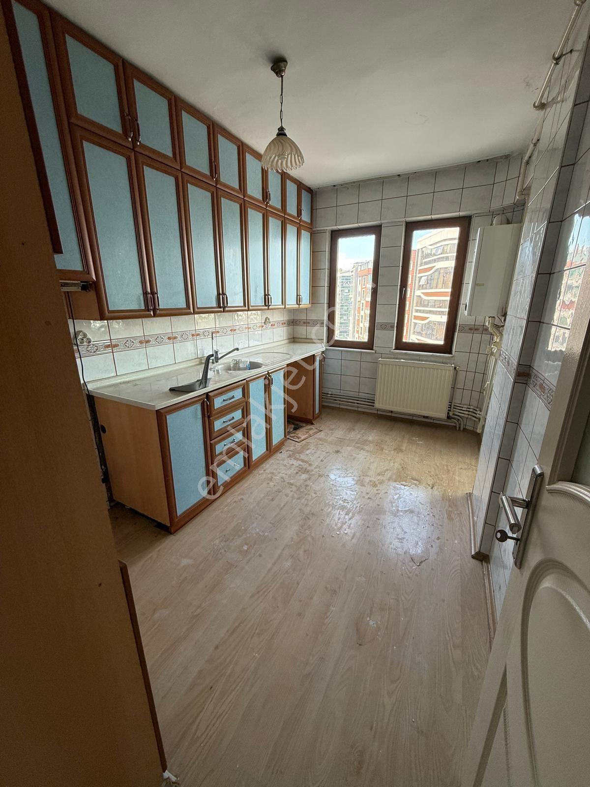 Çamlıcadan Anayolun Hemen Üzerinde Muhteşem Knmda Kiralık Daire - Görsel 7
