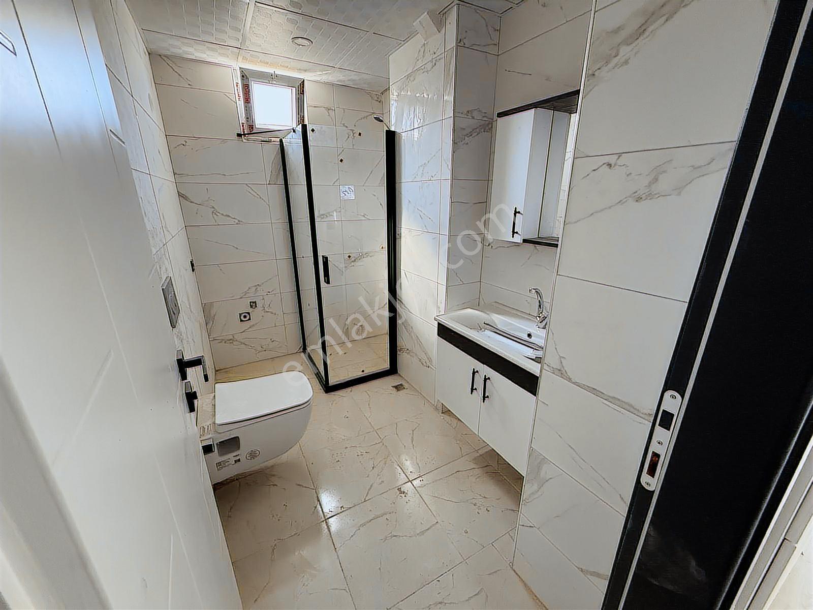 Çamlıcadan 1+1 Ulaşıma Yakın Kiralık Daireler - Görsel 34