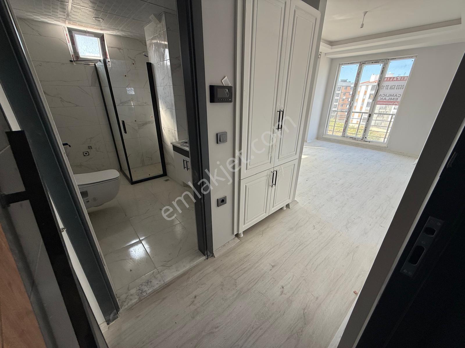 Çamlıcadan 1+1 Ulaşıma Yakın Kiralık Daireler - Görsel 27
