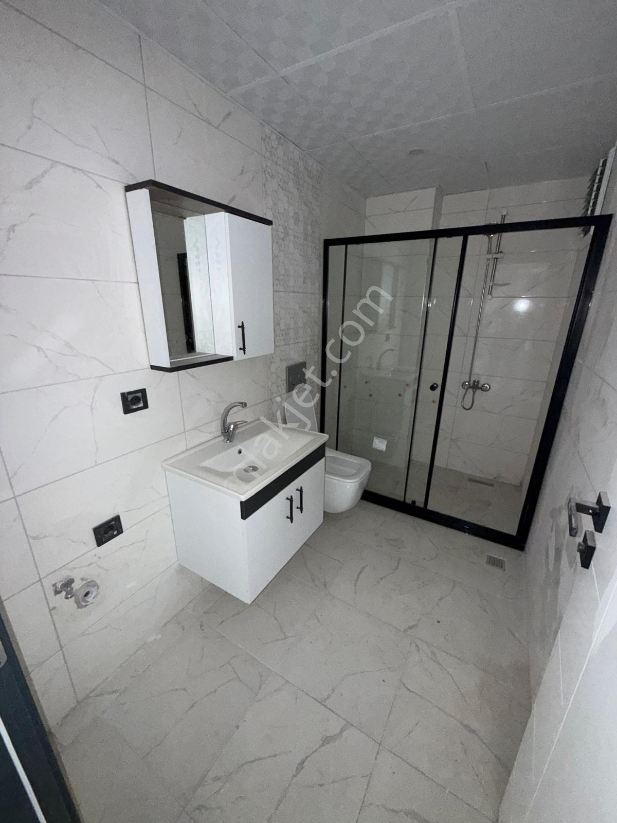 Çamlıcadan 1+1 Ulaşıma Yakın Kiralık Daireler - Görsel 23