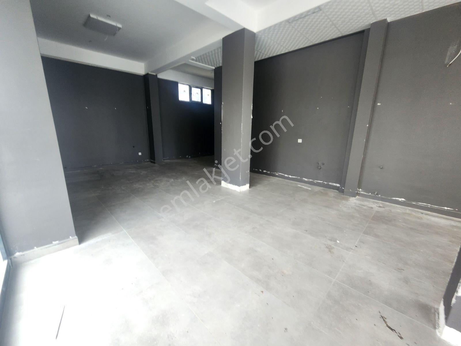 Çamlıcadan Bornovada Kullanışlı Kiralık Dükkan - Görsel 17