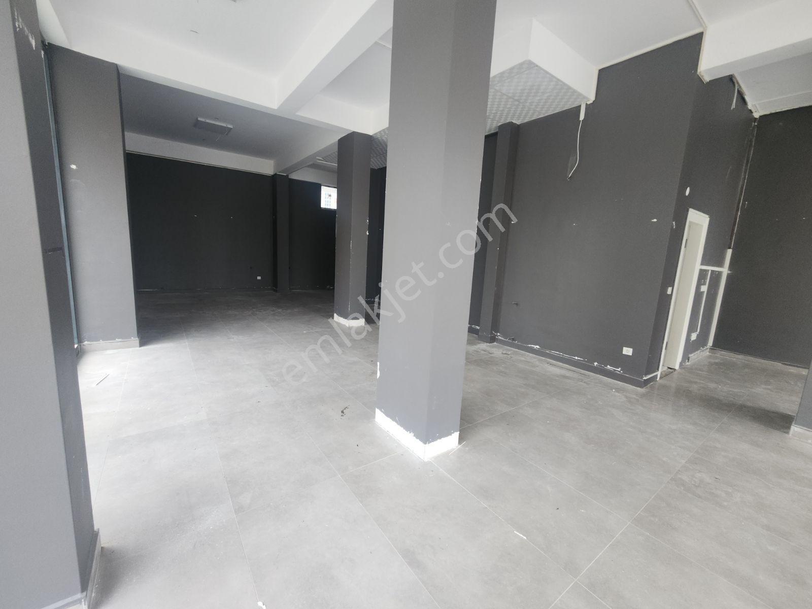 Çamlıcadan Bornovada Kullanışlı Kiralık Dükkan - Görsel 6