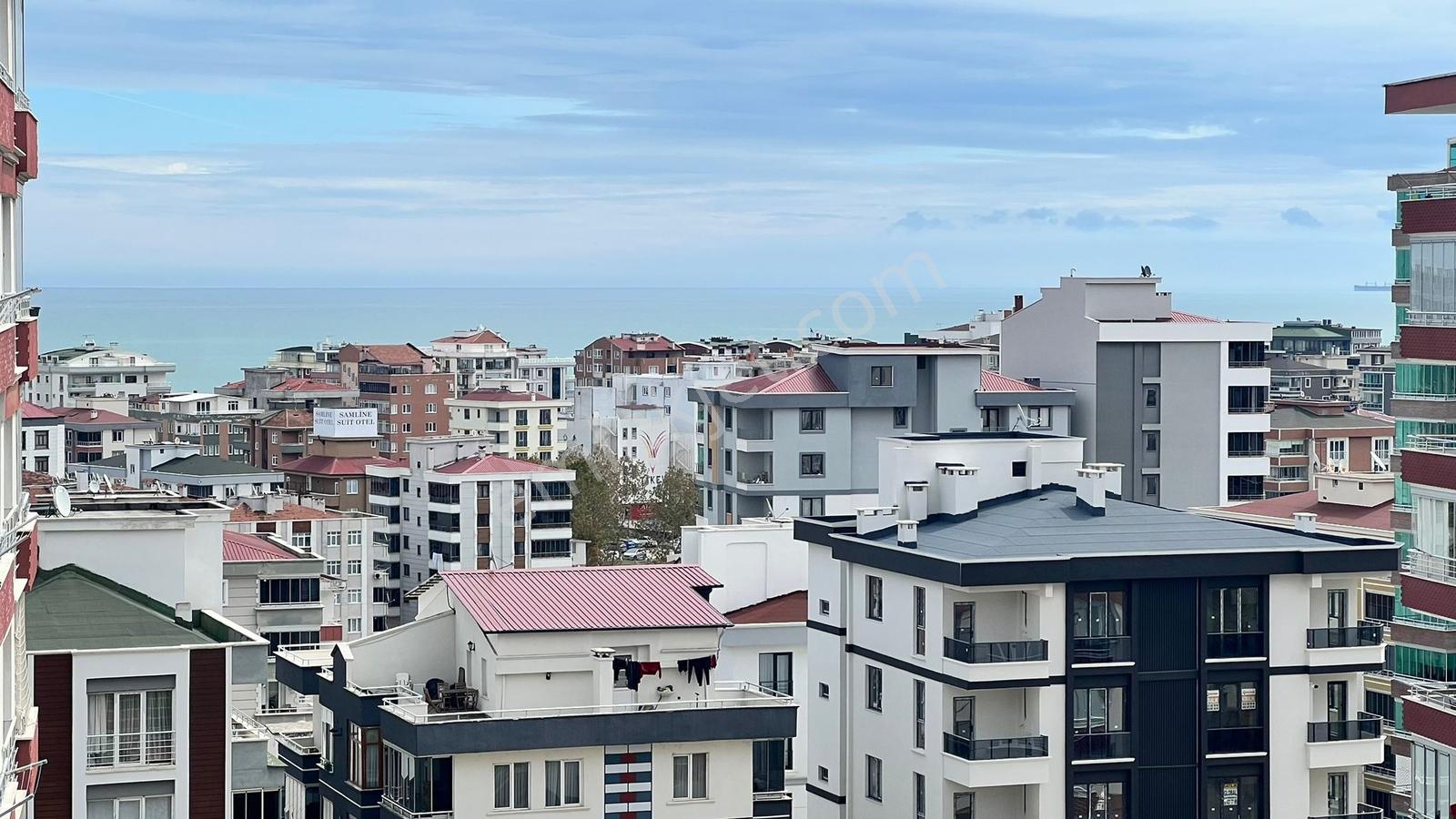 Çamlıcadan Deniz Manzaralı Geniş 1+1 Eşyalı Daire
