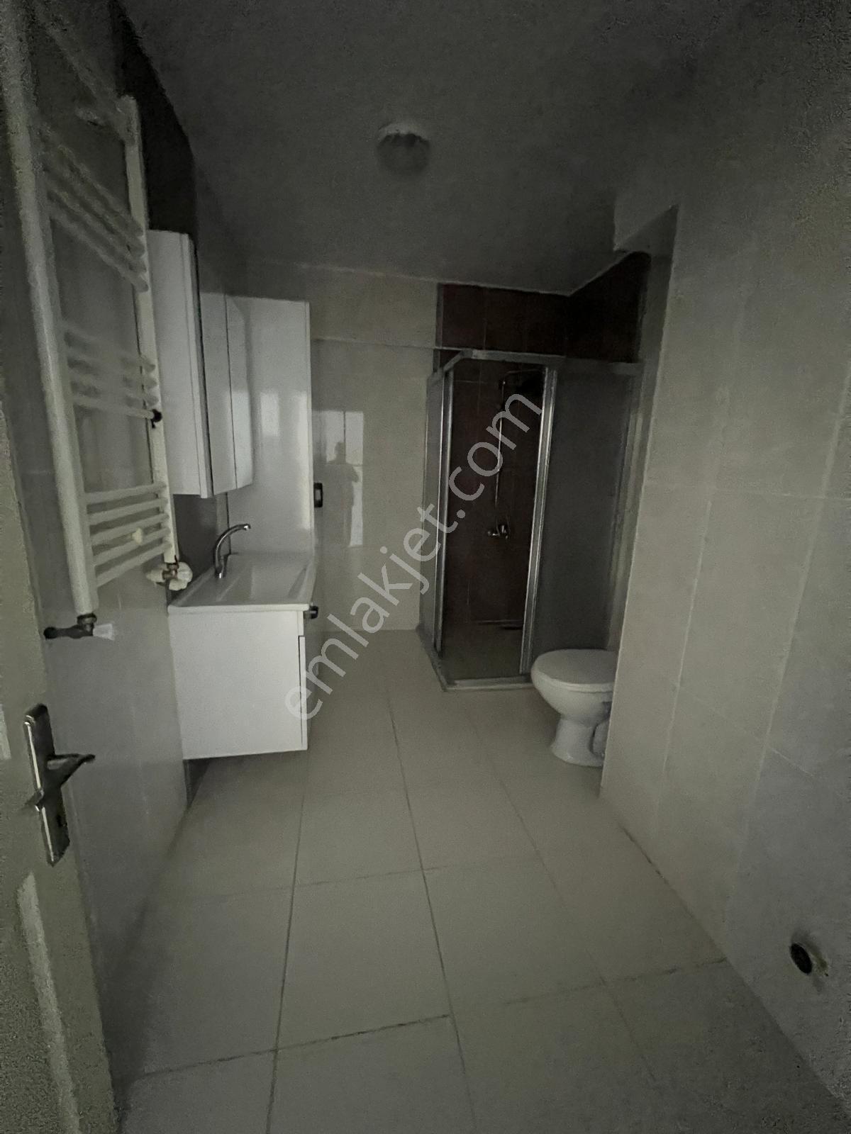 Berrak'tan Onur Market Civarı Masrafsız 3+1/145m2 Satılık Daire - Görsel 2