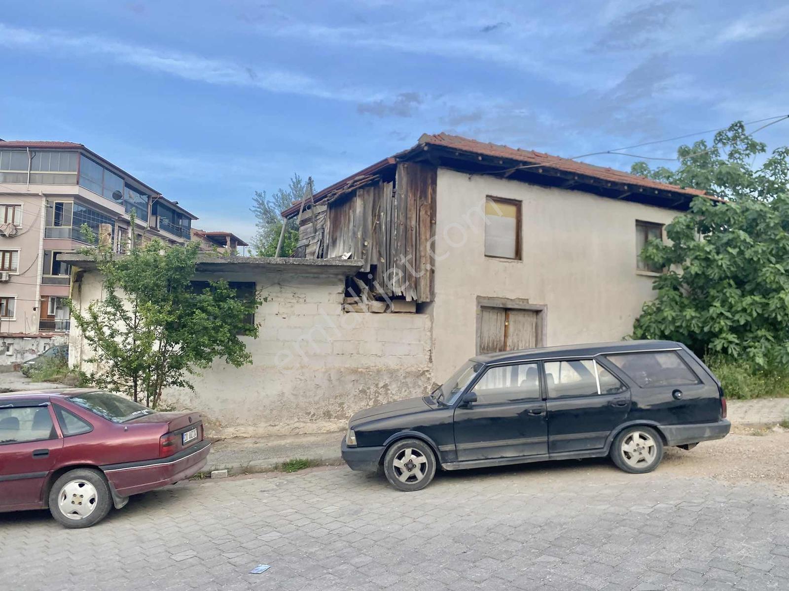 Bağbaşı Müstakil Eski Ev - Görsel 21