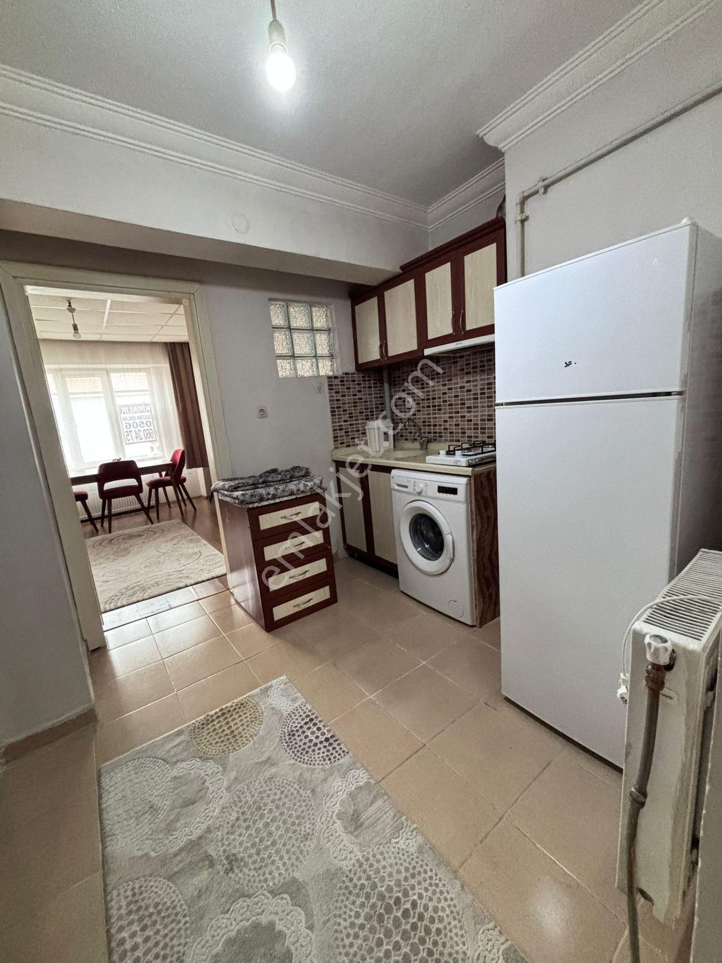 Kütahya Merkezde Kiralık Eşyalı 1+1 - Görsel 11