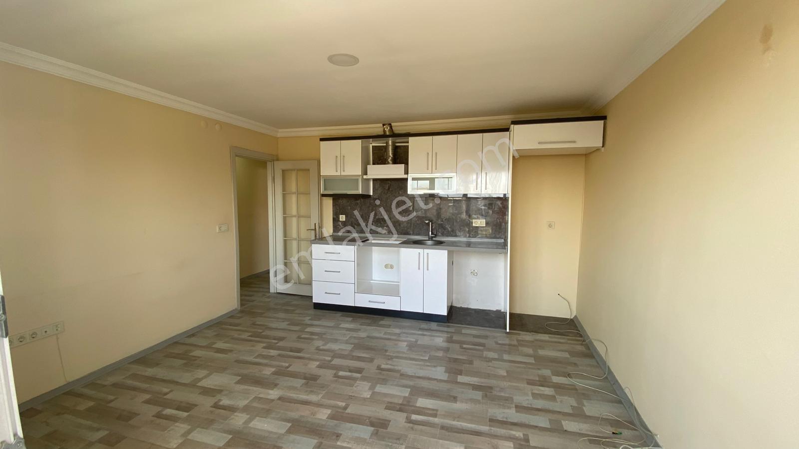 İnönü Mahallesinde 2+1 Kiralık Daire - Görsel 15