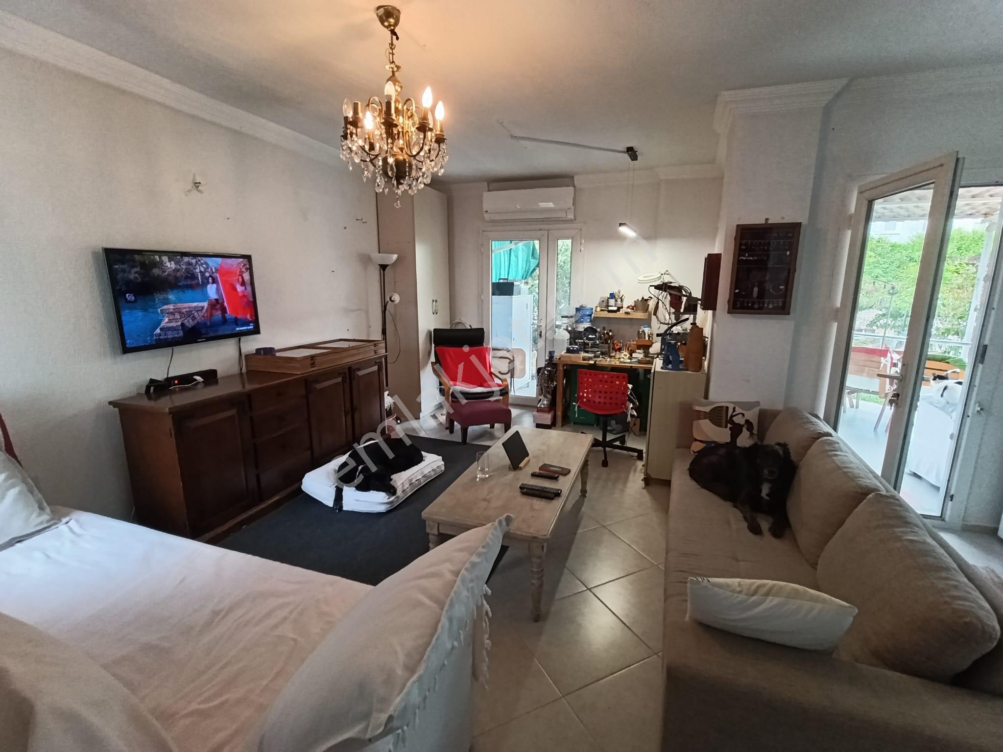 Gümüşlük Merkezde Satılık 2.5+1 Müstakil Bahçeli Villa - Görsel 14