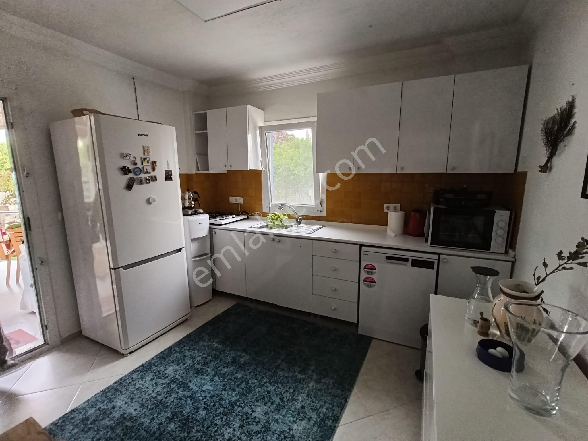 Gümüşlük Merkezde Satılık 2.5+1 Müstakil Bahçeli Villa - Görsel 9