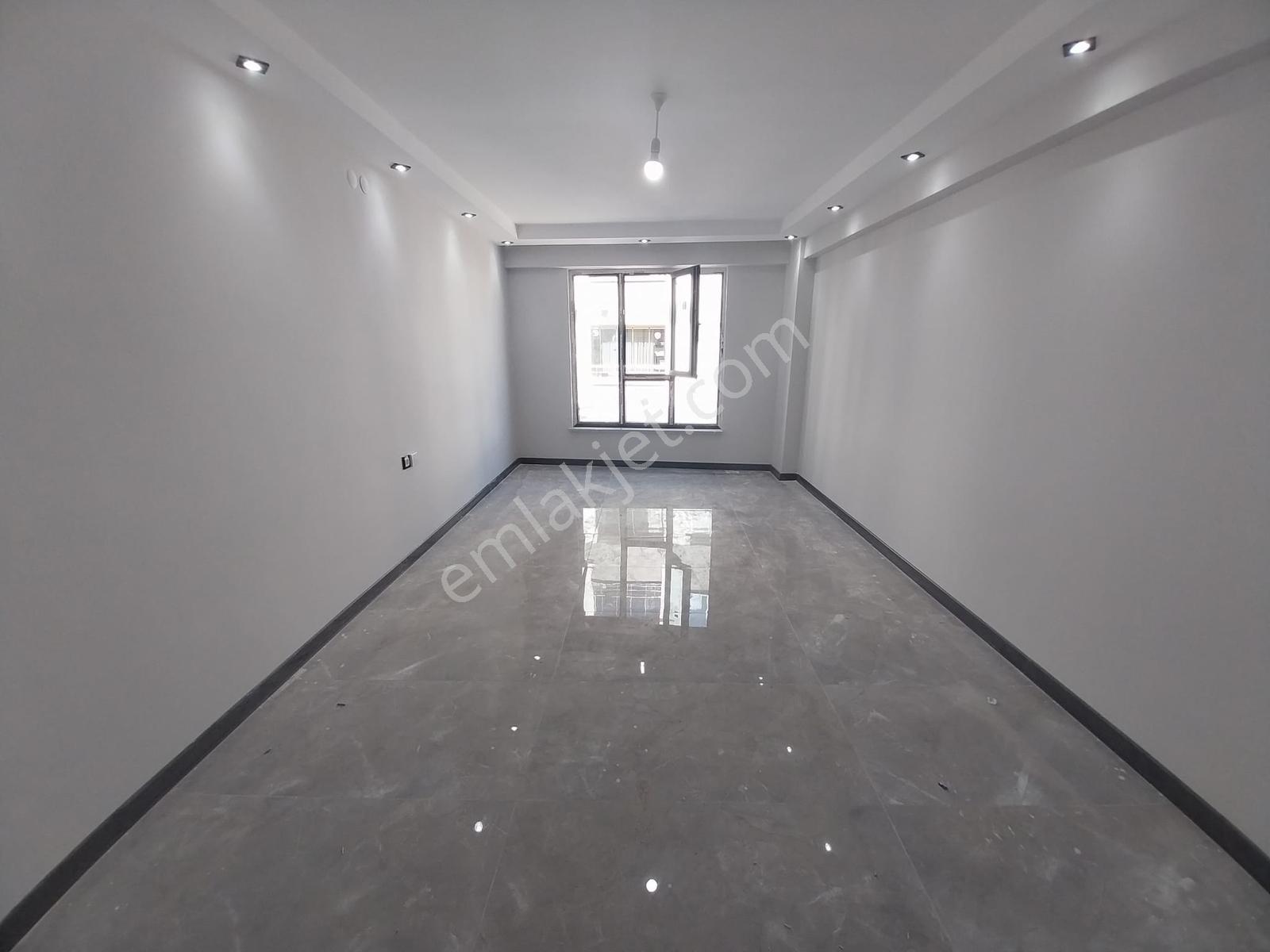71 Evler Tarih Bulvarı Yakını Arakat Satılık Sıfır 2+1 Daire - Görsel 24
