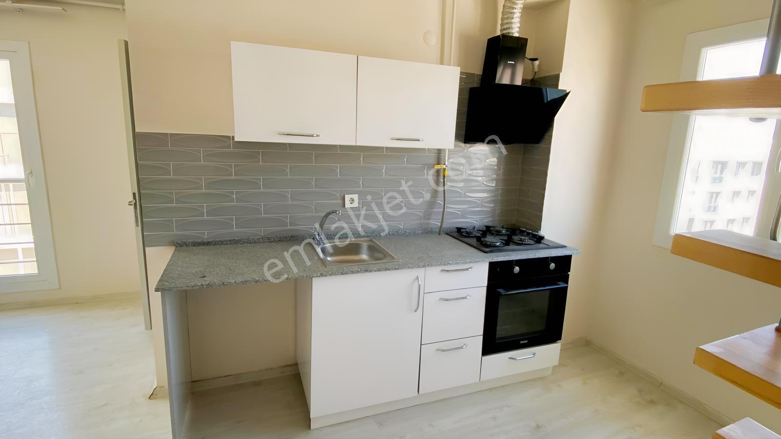 Uzun Emlak'tan Muradiye'de Kiralık Loft Daire - Görsel 4