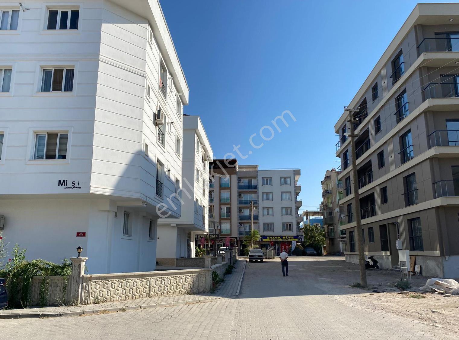 Uzun Emlak'tan Muradiye'de Cumhuriyet İöo Yanı 1+1 Loft Daire - Görsel 10