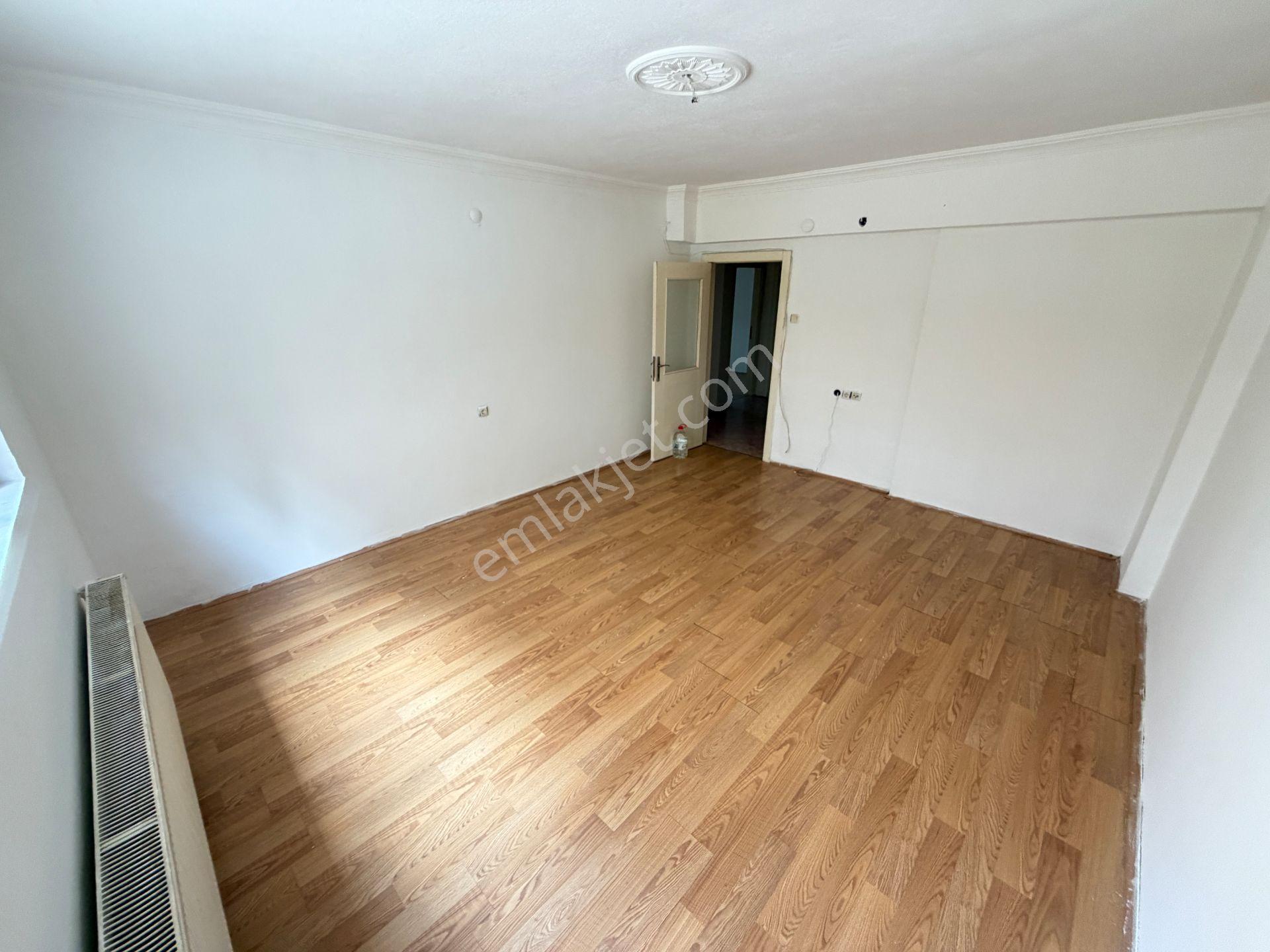 Sincan Selçuklu Mah Salon Bağımsız Merkezi Konumda Satılık 3+1 - Görsel 11