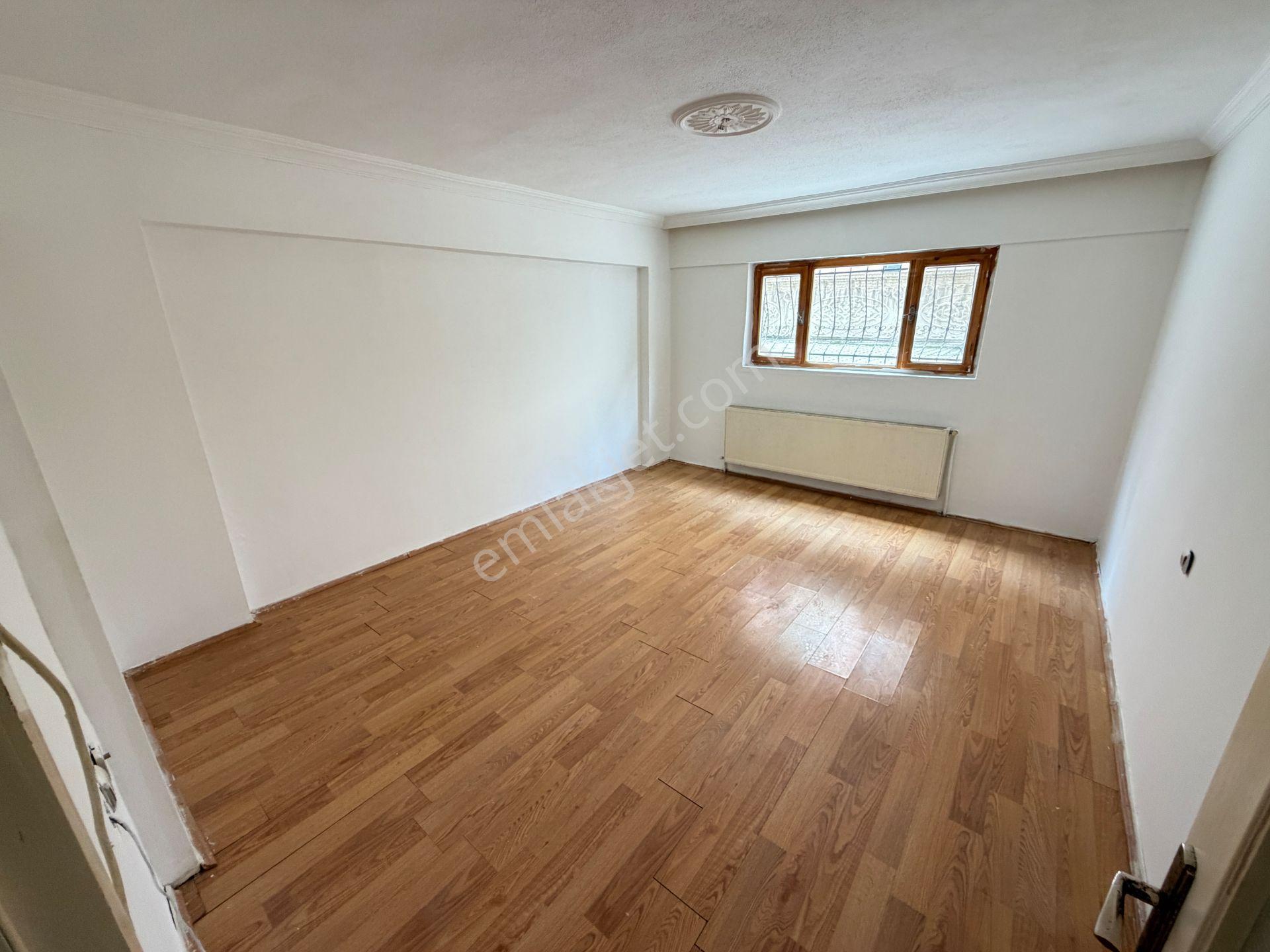 Sincan Selçuklu Mah Salon Bağımsız Merkezi Konumda Satılık 3+1 - Görsel 6