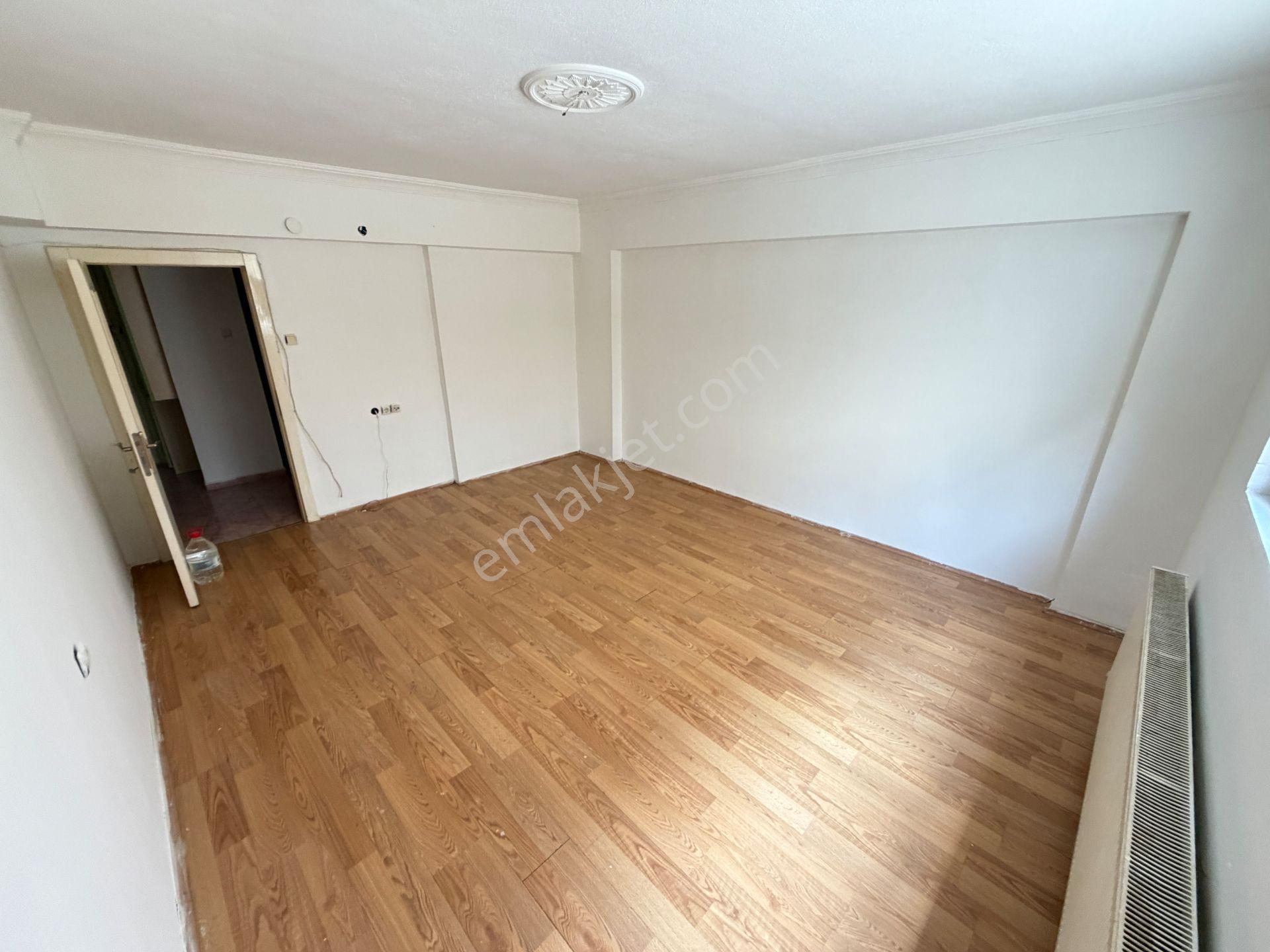 Sincan Selçuklu Mah Salon Bağımsız Merkezi Konumda Satılık 3+1 - Görsel 8