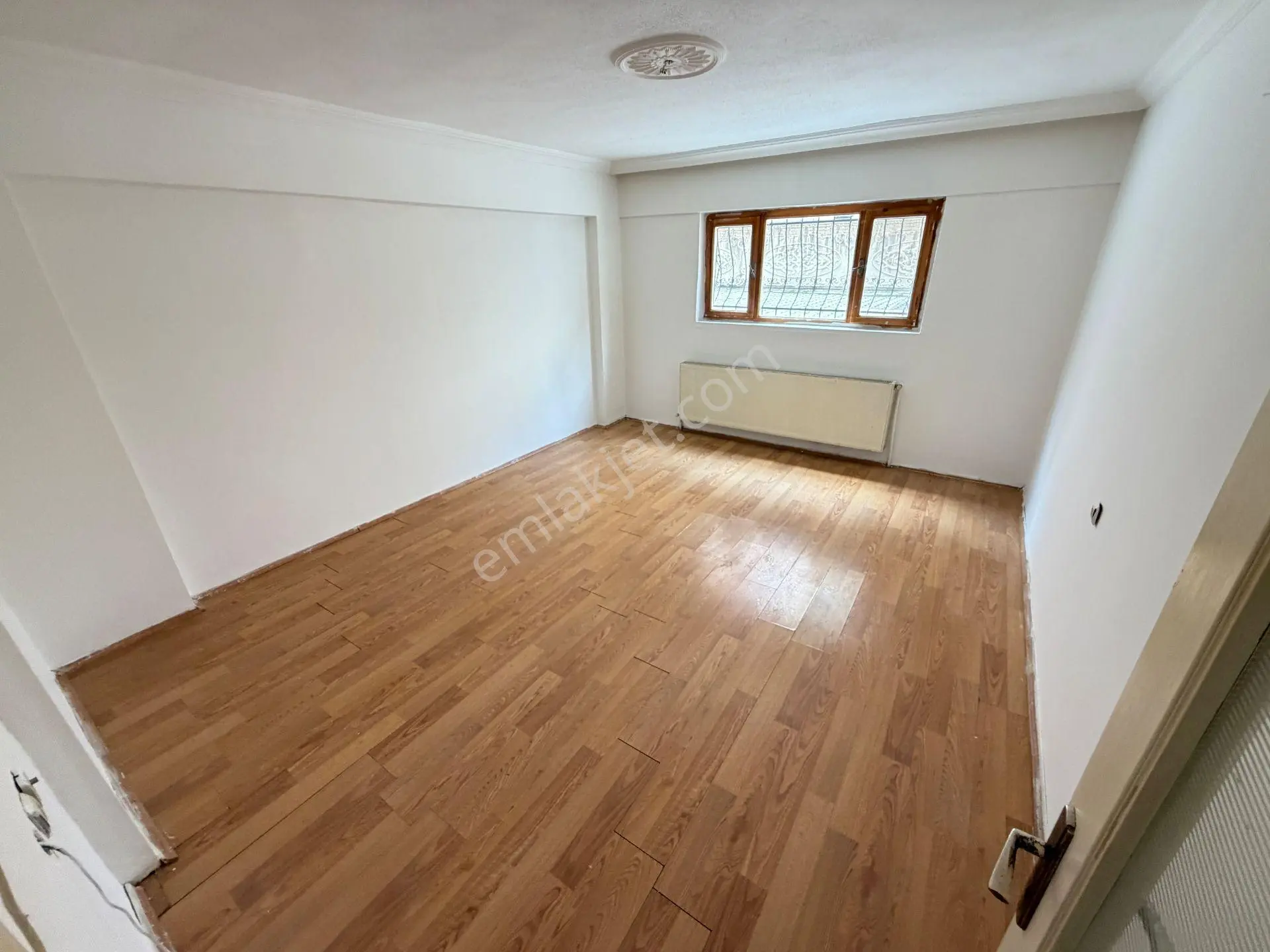 Sincan Selçuklu Mah Salon Bağımsız Merkezi Konumda Satılık 3+1 - Görsel 4