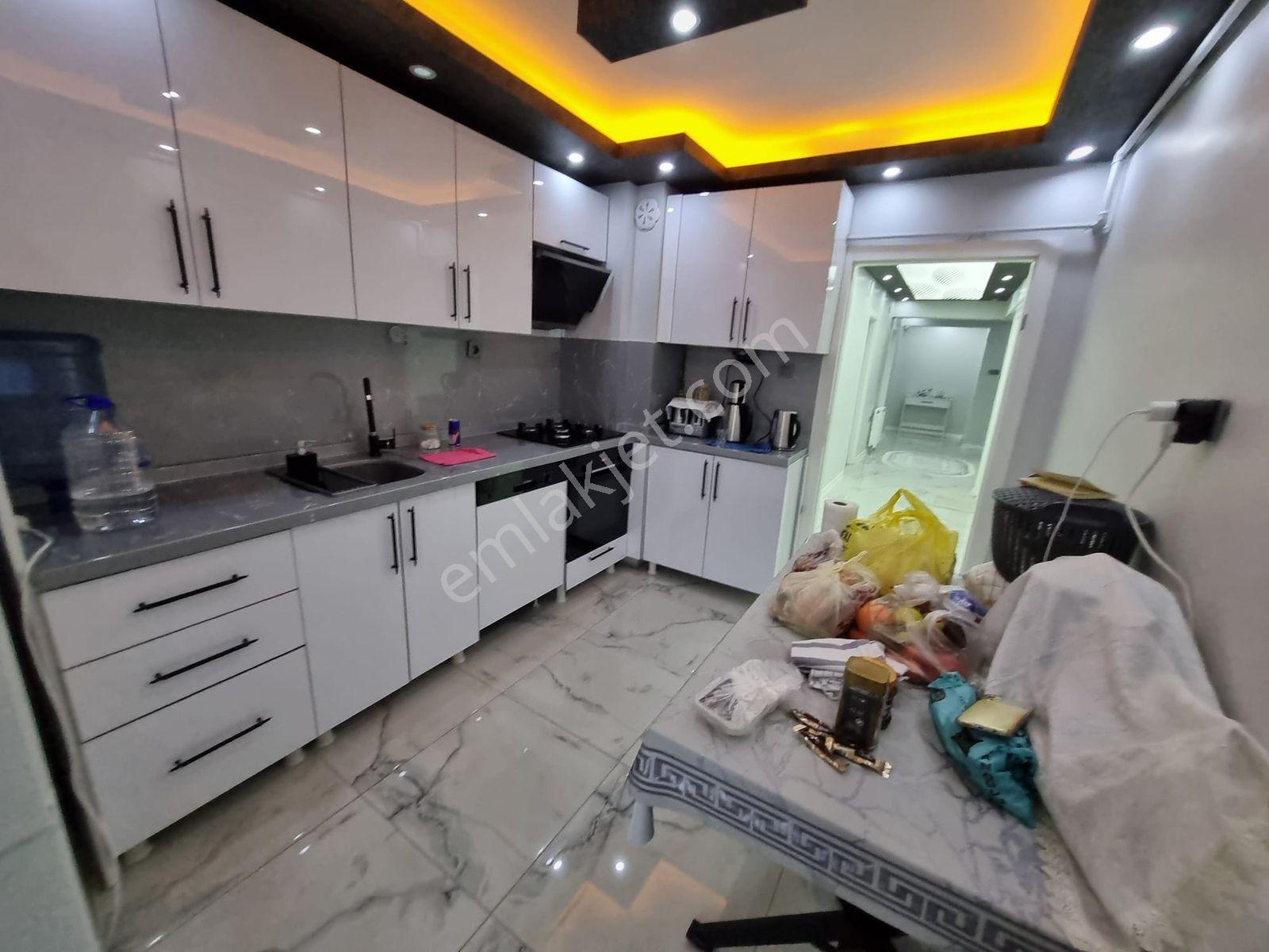 İçi Sıfır Lüks Yapılı 3+1 Katta Önü Açık Ferah Daire - Görsel 27