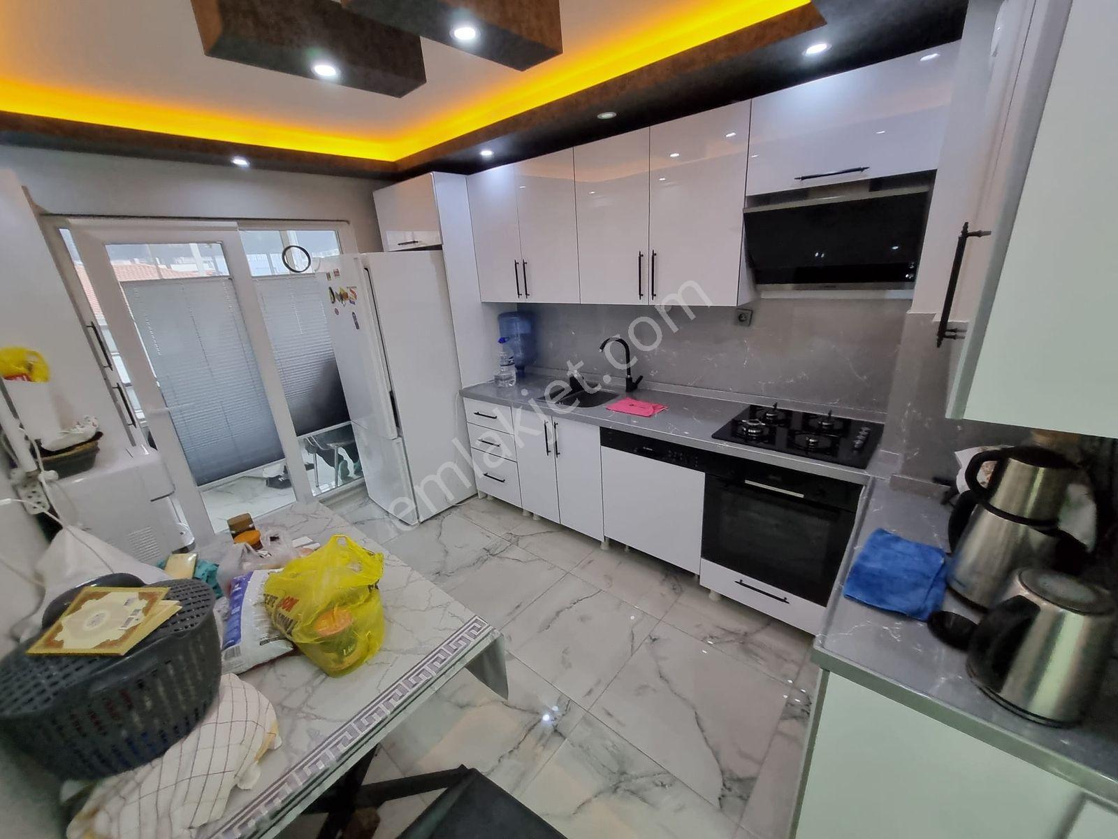 İçi Sıfır Lüks Yapılı 3+1 Katta Önü Açık Ferah Daire - Görsel 34