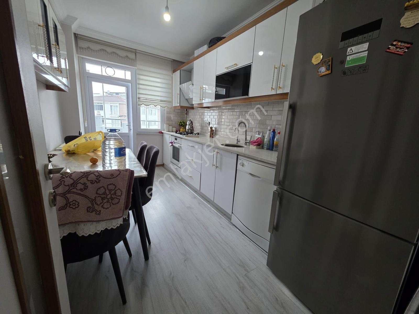Hatip Mah.caddeye 2.parsel 3+1 135m2 İskanlı Satılık Daire - Görsel 5