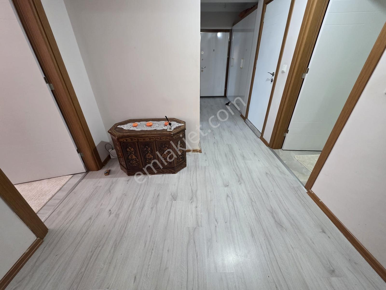 Hatip Mah.caddeye 2.parsel 3+1 135m2 İskanlı Satılık Daire - Görsel 14