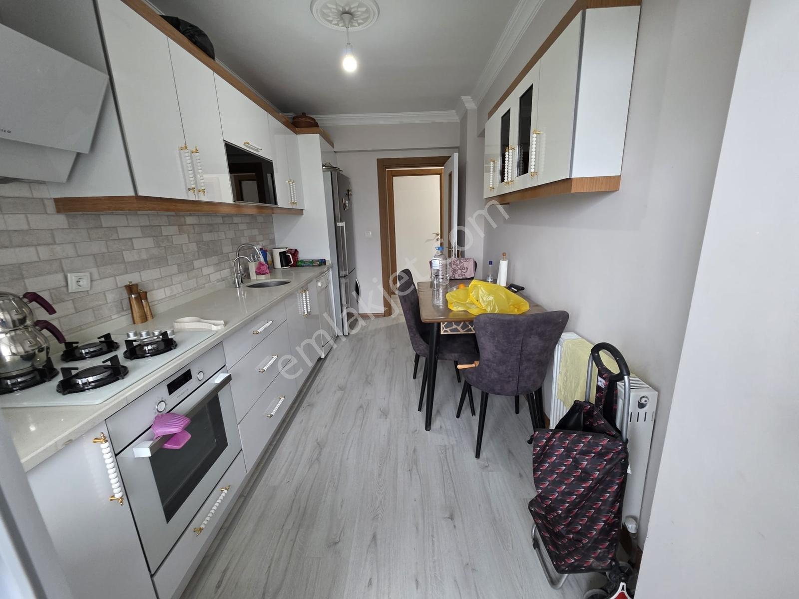 Hatip Mah.caddeye 2.parsel 3+1 135m2 İskanlı Satılık Daire - Görsel 8