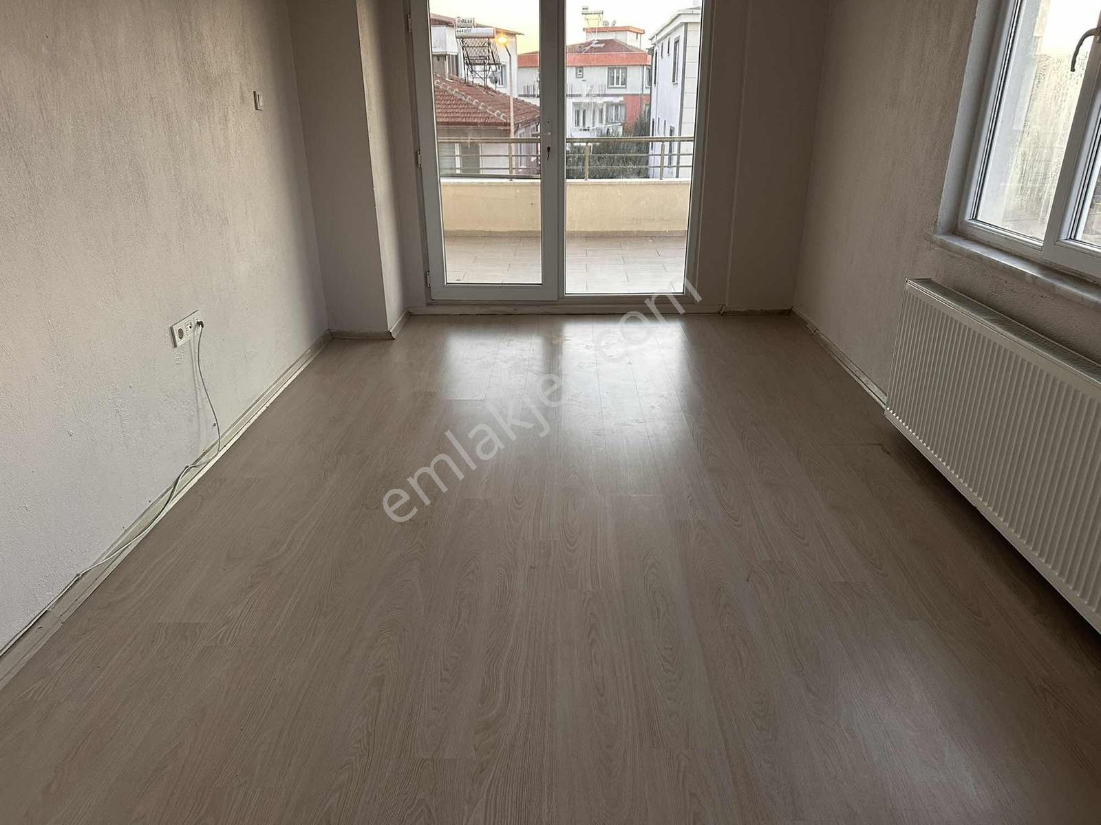 3+1 Büyük Geniş Kaliteli Manzaralı Müstakil Tadında Daire - Görsel 13