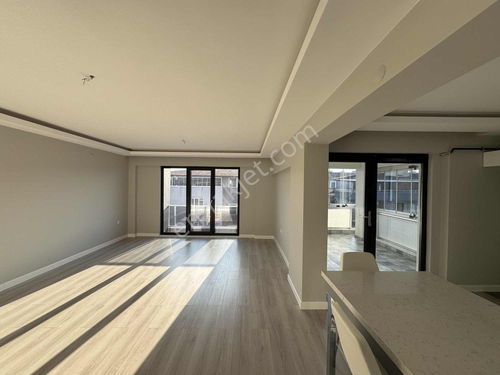 Bursadabul'dan Barış Mah.nil Hayat Sitesi Köşe 3+1 Daire - Görsel 2