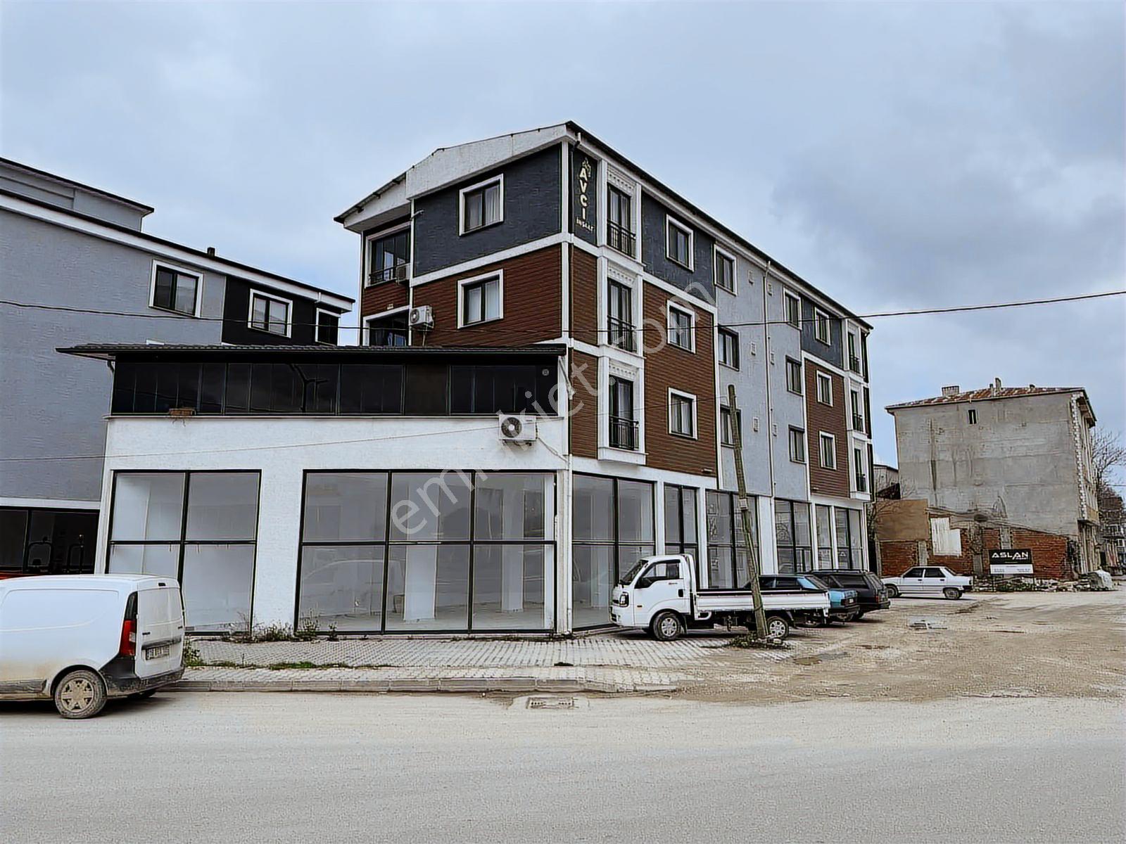 Bursadabul'dan Balıkesir Caddesi Üzerinde Köşe İşyeri 220m2 - Görsel 4