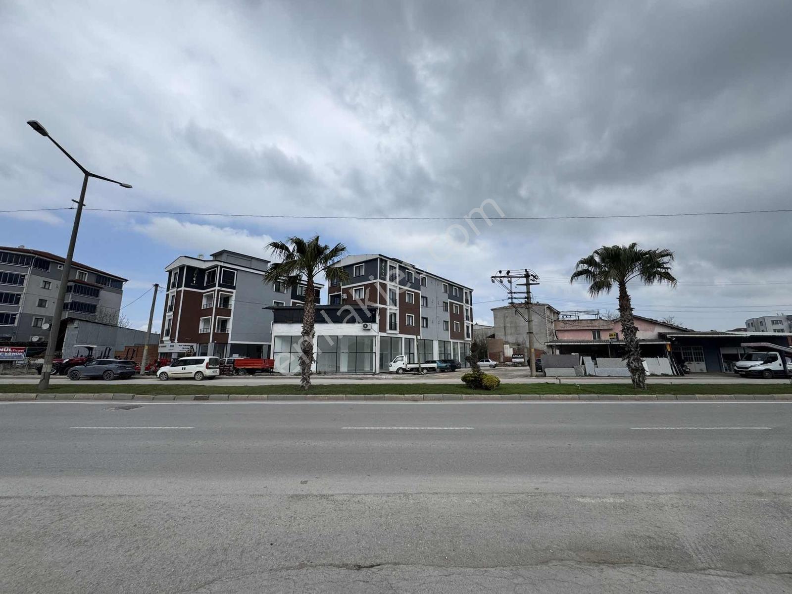 Bursadabul'dan Balıkesir Caddesi Üzerinde Köşe İşyeri 220m2 - Görsel 21