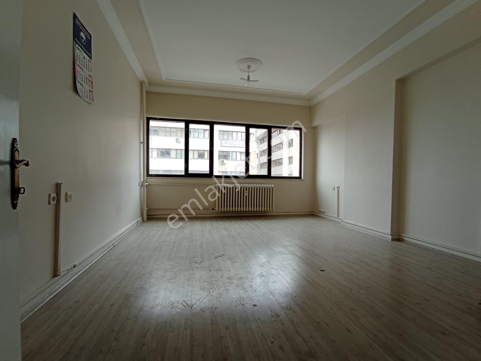 Nüve İş Merkezinde Kiralık Ofis - Görsel 5