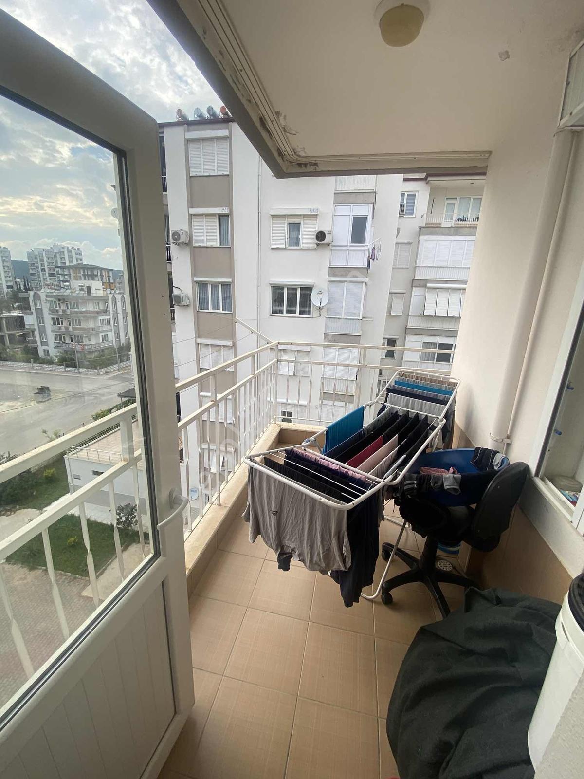 Site İçi 3+1 Ebebeyin Banyolu Asansörlü Doğalgazlı 3+1 Satılık - Görsel 5
