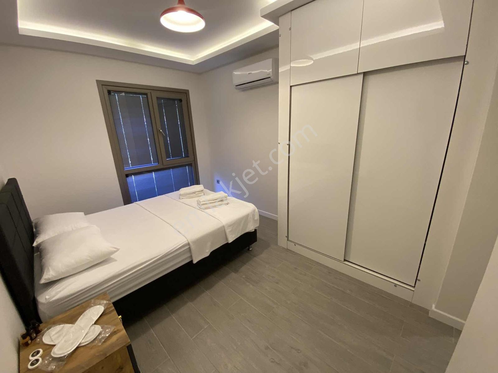 Ömer İnan Remax Hür Göl Mah. 4+1 Satılık Havuzlu Villa - Görsel 21